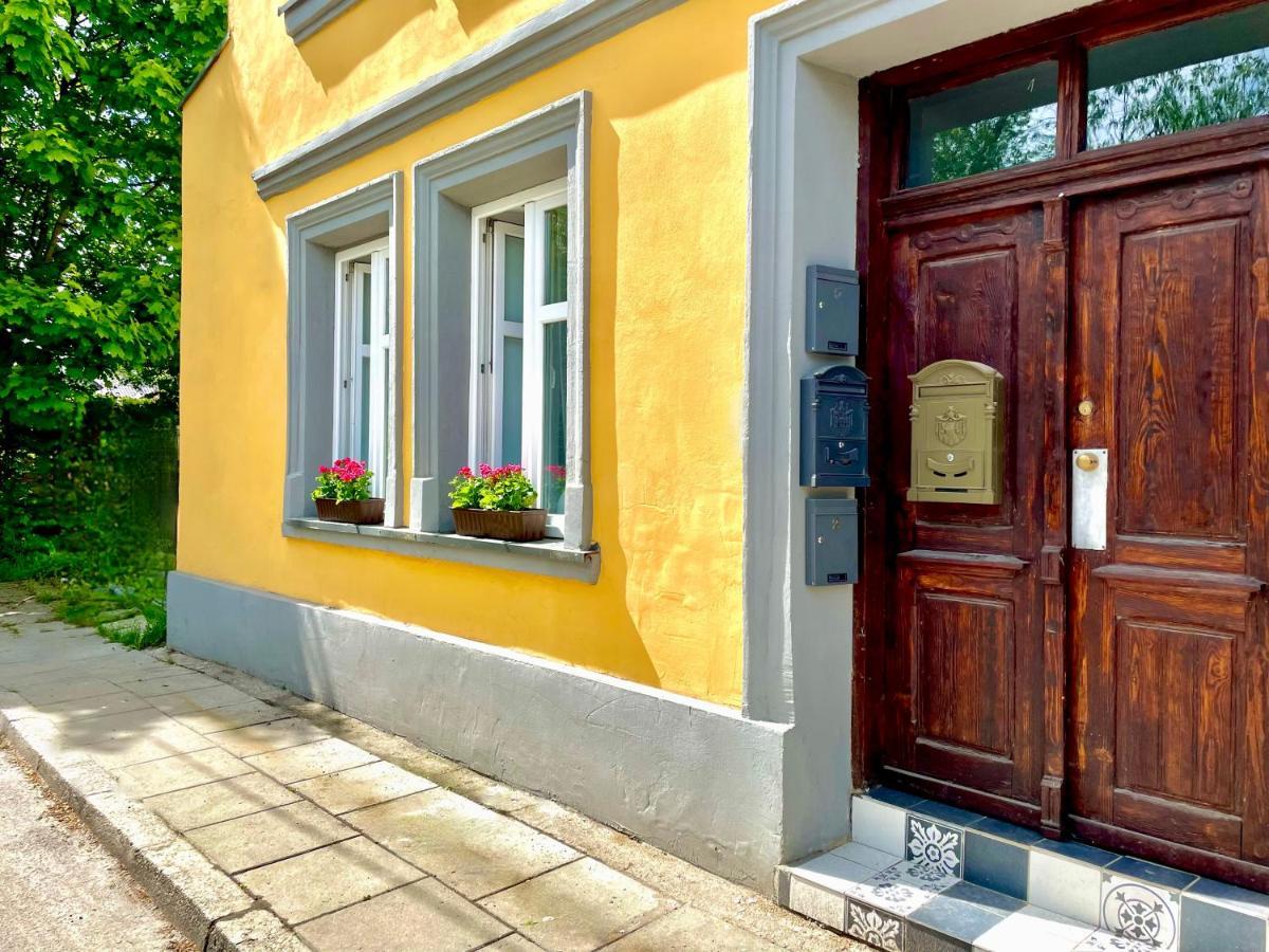 Riversidesuite. Krakow Exterior photo